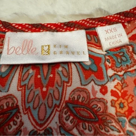 Belle by Kim Gravel Size XXS Paisley Print Bell Sleeve Blouse Top Side Slit NEW - Picture 4 of 15